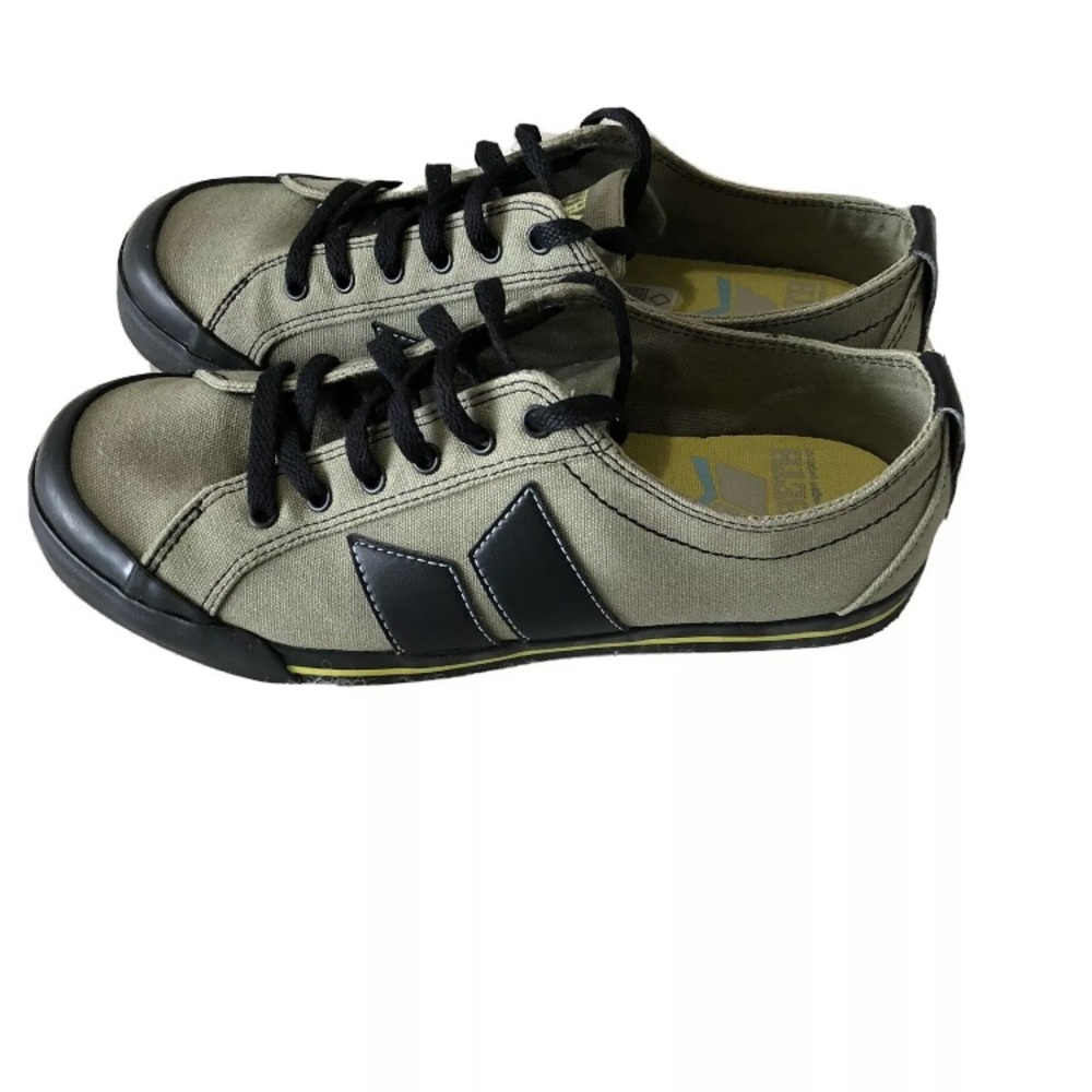Macbeth vegan shoes men’s size 7 green black